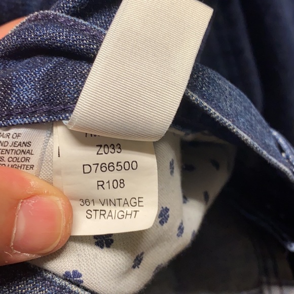 Jeans - Picture 4 of 9